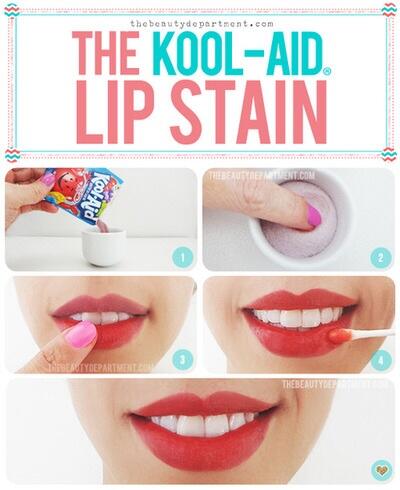 MakeupNotebook's tweet image. The KOOL-AID lip stain. 😍😏💄💋 #makeup #DIY #lips #koolaid