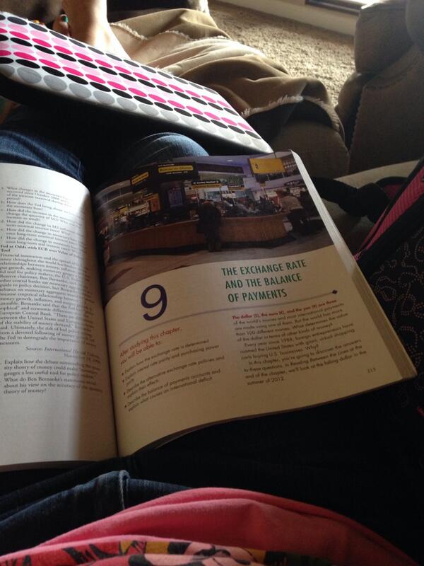 natalie_cat6's tweet image. Almost done with this 👏 #onemoreclass #andtest