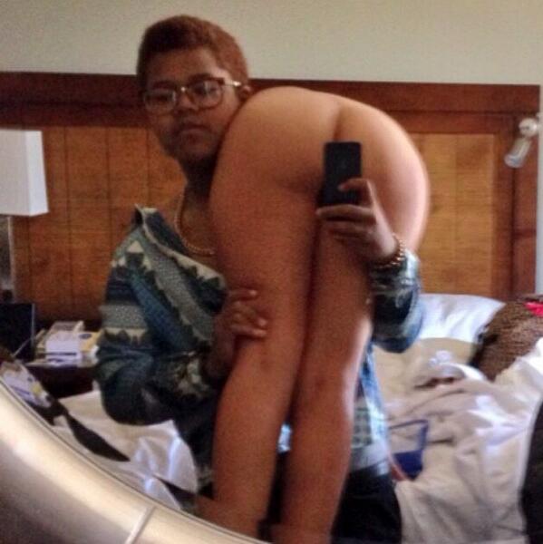 Taurian_B's tweet image. Hands down the most epic selfie of all time