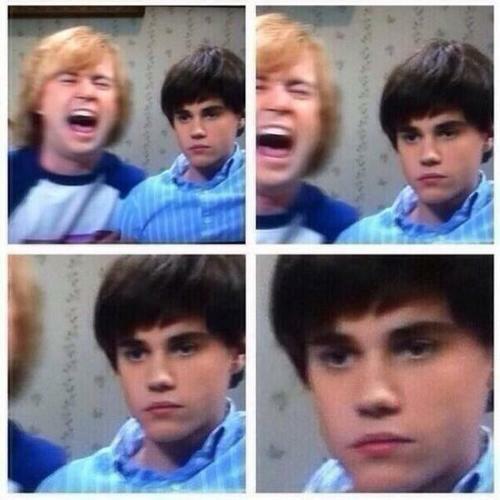 biebereactionss's tweet photo. cuando no has pillado un chiste http://t.co/3CjAdeVzfD