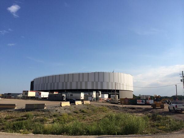 Evening drive with 5yo Charlie to check out Daddy's new office... "Coooool!" #sealofapproval <a href="/MiltonVelodrome/">Milton Velodrome </a>