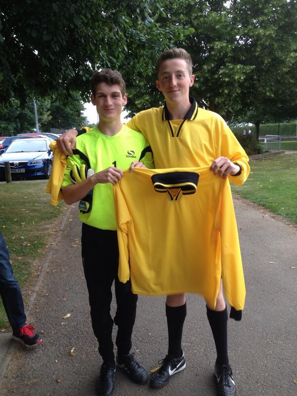 PLRejects's tweet image. PLR's number 2 and centre forward, honoured to wear scummy yellow @dompunt