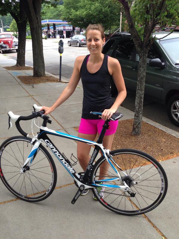 TenaciousTylerH's tweet image. Guess who got a new ride! #fastfam #triathlete #newbike