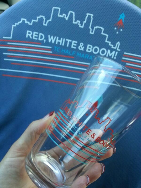 KarieMerkwan's tweet image. Red White and Boom packet pick up! (@ Twin Cities In Motion) swarmapp.com/kariemerkwan/c…