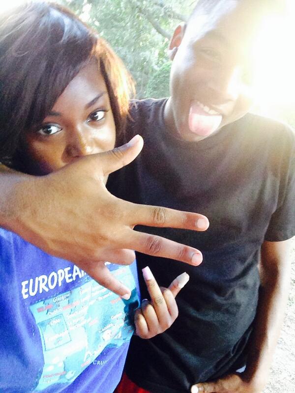 Brytttt__'s tweet photo. @moneychaserr_ 💯 http://t.co/8ExGGS6RlF