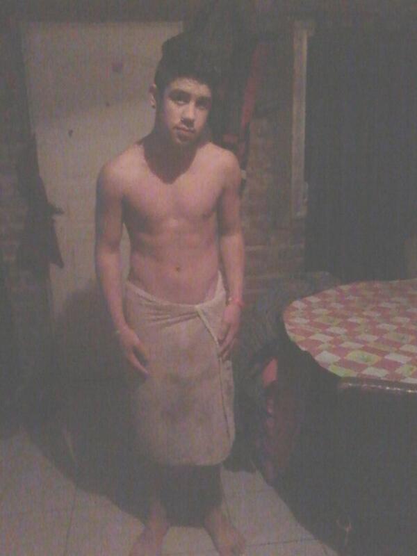 SebaFachav's tweet photo. Recien sali de bañarme :') 

SOYFEO.--- http://t.co/6ISeq45oBl