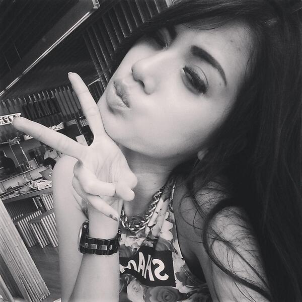 Say peace for my lovely haters 😘😘😘😘😘