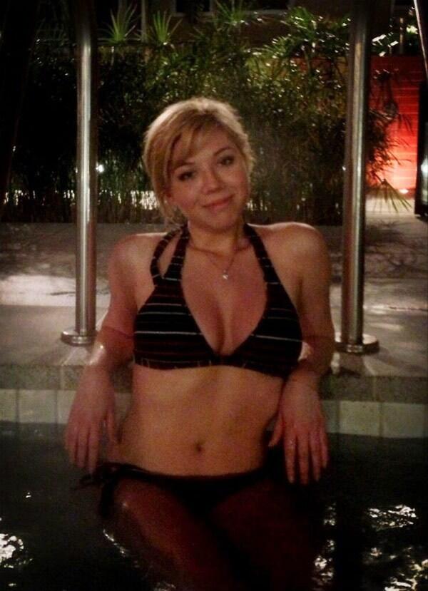 Jennette mccurdy hot