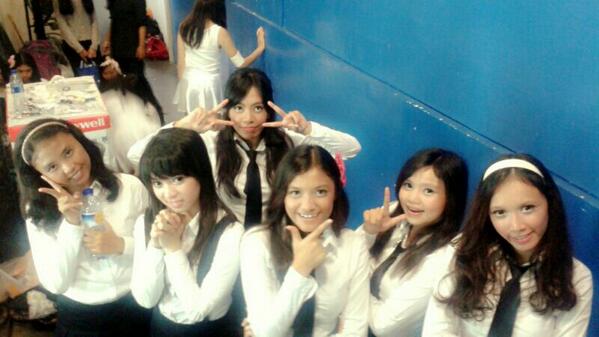 140627 A-Ppears at Gandaria City [2]