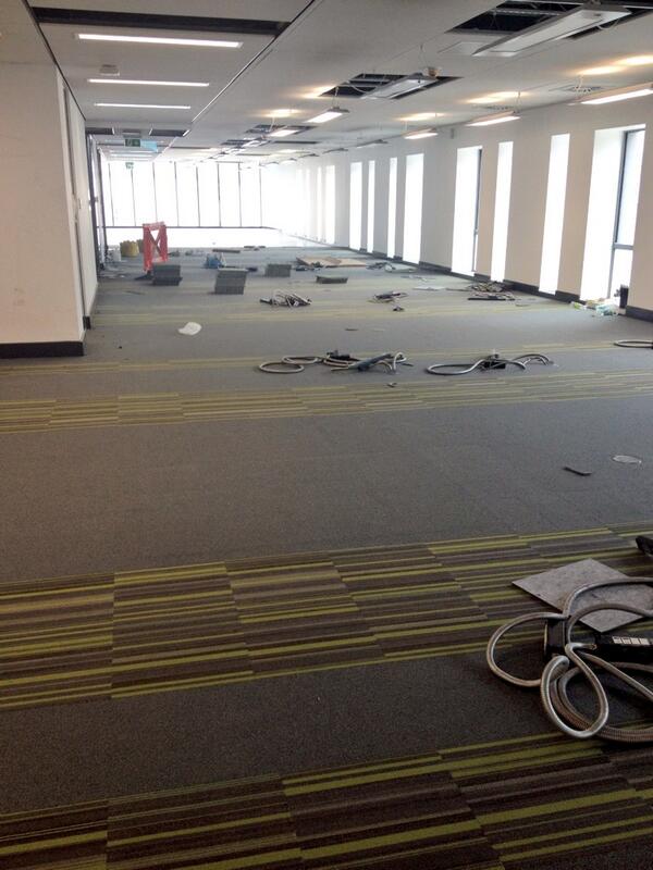 Albion_Square's tweet image. 1st floor of carpets being installed in the north building #onprogramme