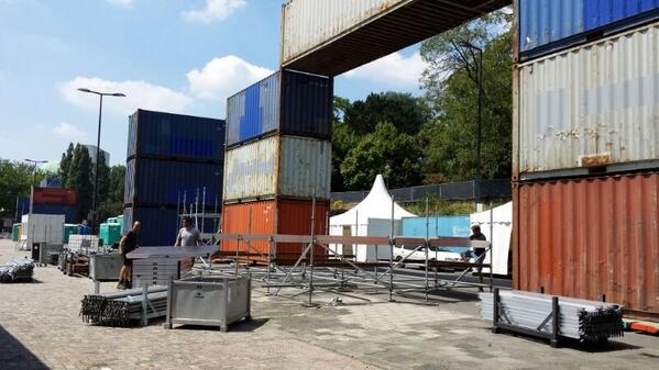 DanceFloat's tweet image. Hard work at the #parkkade #dancefloat #5july Come join us saturday! Tickets still available  dancefloat.com