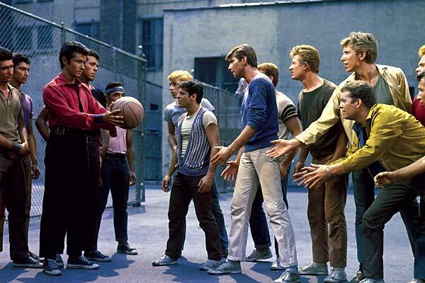 CinemaCityNrw's tweet photo. #VintageSundays continue tomorrow with #WestSideStory:

http://t.co/2RH3knmGwu http://t.co/3XjPdZEyqQ