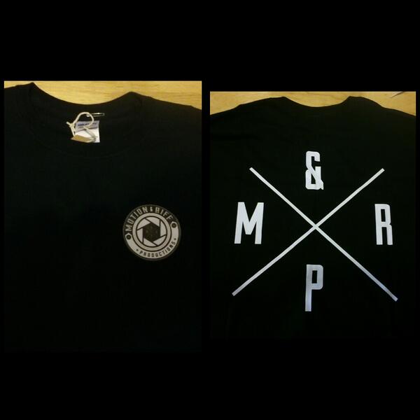 MotionandRiff's tweet photo. The merch has arrived! We will soon be repping these where ever we go :) #mandr #motionandriff #T-shirts #hardcore http://t.co/fYivf5QNcZ