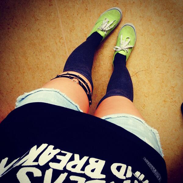 Haegeum_BomiKim's tweet image. 브랫슨과 체리프릭 장전하고 로스킬데로 고고씽!!! #jambinai #roskildefestival #bratson #cherryfreak