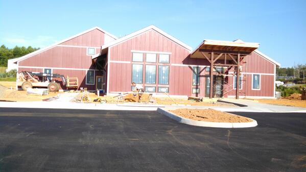 yesfloydva's tweet photo. #FloydInnovationCenter #FloydVA small business space available in Sept http://t.co/AYTM1S3PJJ http://t.co/Ug83FVkAVb