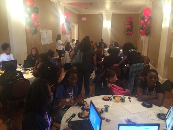 janelmwrites's tweet photo. Love this! RT @BlackGirlsCode: IT'S GOING DOWN!!!! #bghackathon #loveisrespectNOLA @BreaktheCycleDV @HopeLineVerizon http://t.co/yf3XCJdmfJ