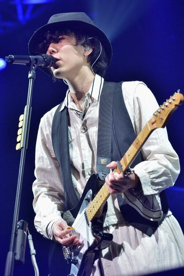 くに は失踪中 在 Twitter 上 明日は洋次郎の誕生日 1日で75rt目指す 洋次郎生誕 Radwimps Radwimps好きな人rt 洋次郎好きな人rt Wimperさんともっと繋がりたい Http T Co Npspuyyoc1 Twitter