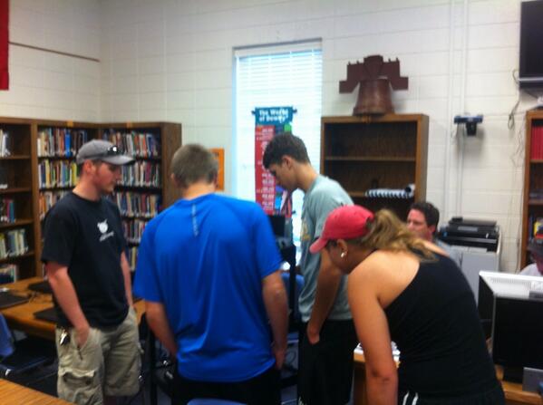 LJHS_Library tweet picture