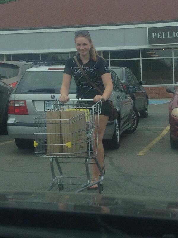 AmandaIrvingg's tweet photo. Just your average liquor run @nicoletaymac #loveyou #fewdrinks http://t.co/EU5AVbfe9e