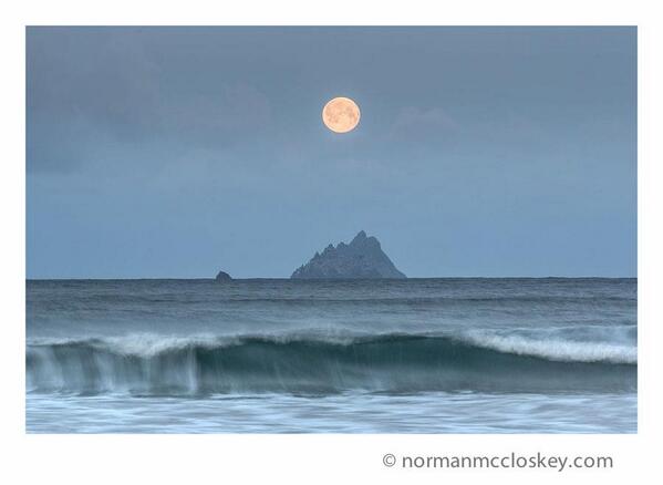 wildatlanticway's tweet image. Skellig Moon
Norman Mccloskey Photography at dch.ie/1j0jiSs