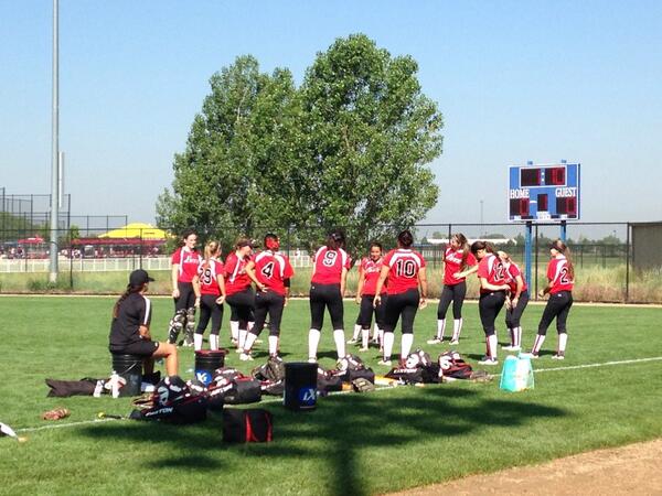 triplecrownspts's tweet photo. Teams are getting warmed up for today's games at Aurora Sports Park for #Colorado #TCFireworks #TeamFastpitch http://t.co/QhQizLMDTD