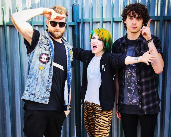 ParamoreFansIN1's tweet photo. "@TheParamoreBand: ‘Ain't It Fun’ is #1 on Billboard Hot Rock Songs for the 7th week straight! Congrats! http://t.co/1nxxBLPju9"