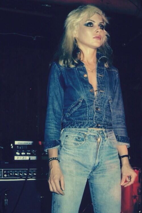 MusicFilmPics's tweet photo. A double denim Debbie. http://t.co/fheRoKLtUS