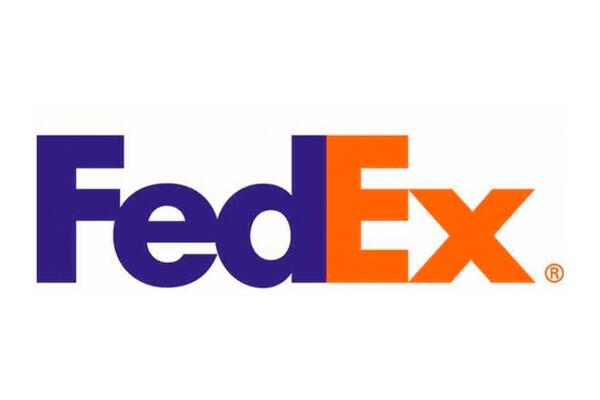 La marca Fedex. Un #diseño mítico creado en los 90 que buscó una nueva utilización de la flecha en los transportes -