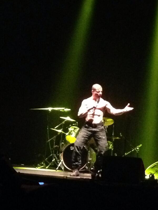 Tweet @pollTGT18 or text TGT18 to 02033225822 for Geoff to Win! Richard said owned the stage owned the song!
