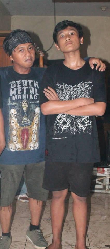 Tiio_DM's tweet photo. @Godzilla_ind http://t.co/k27jspSqdK