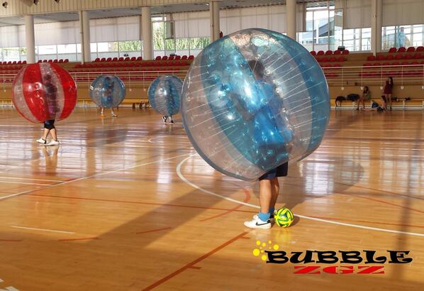 bubblezgz's tweet photo. Va chicos! vale de bromas ya, donde habéis escondido el balón? Jajaj http://t.co/PAGMKQBEjG
#futbolbubuja #Diversion http://t.co/KoB5ZAqqyO