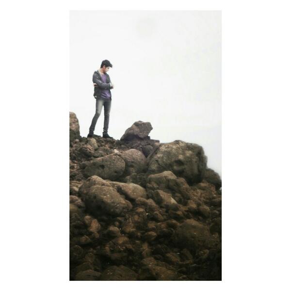 alysyarief's tweet photo. Janji Hati Trailer: http://t.co/m7KIdtGey0

allhamdulilah  yuk di intip trailer nyyaaa kawann http://t.co/ChixoPQ1lX