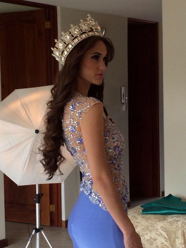 MissGuatemalaF's tweet photo. Hermosa Miss Guatemala Universo 2014, hoy en sesión de fotos tumbó al Miss Universo 2014. http://t.co/AEPTwSIipn