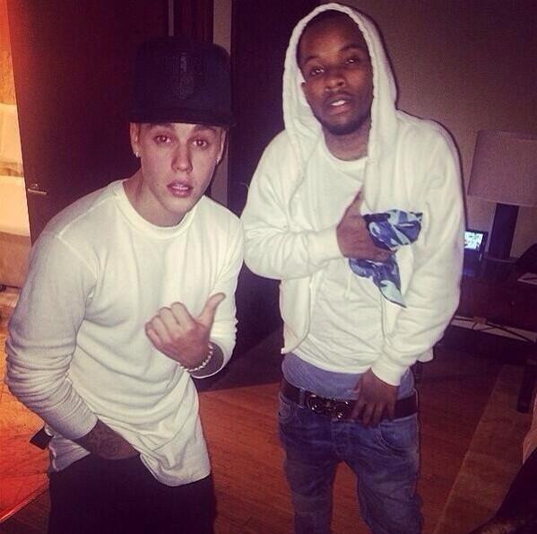 Justin looks like he's hand is inside he's pants. #fuckk #sexy #hot 😏😛💦👅