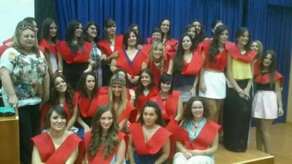 ccrojano's tweet photo. Y así termino esta etapa tan bonita! Y empieza otra nueva... http://t.co/fjxDJkYUDg