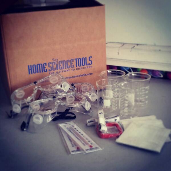 SusanVanVolkenb's tweet image. Look what came in the mail! Science lab supplies! #homeschool #homesciencetools #science #nerd