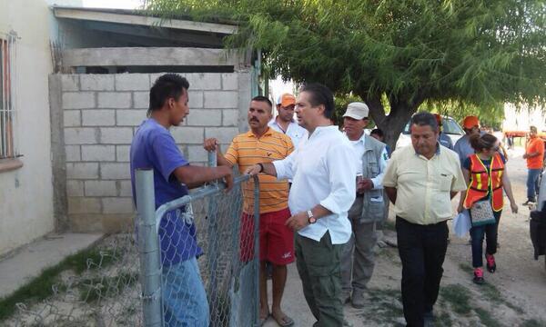 leninperezr's tweet image. Seguimos en #acoros fundadores entregando estufas a los que perdieron todo #AcuñaSiempreUnido