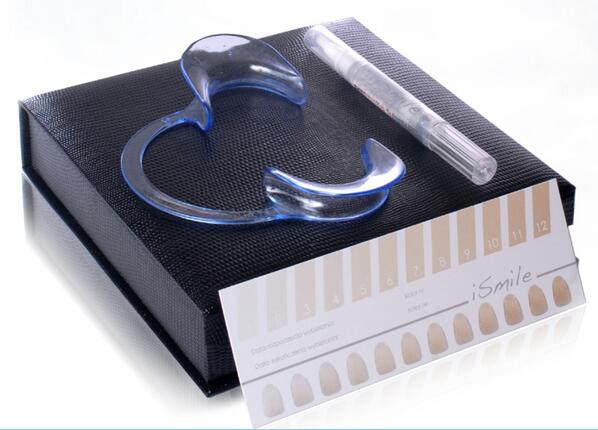 ismilewhiteth's tweet photo. girls use our box for jewelery when done with the whitening ;-) http://t.co/qwNdyzVmku