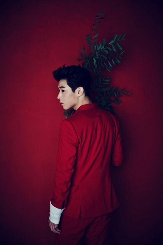 HenryProject's tweet image. "@allkpop: Henry to make his solo comeback with new mini-album 'Fantastic' allkpop.com/article/2014/0… http://t.co/P7QzLt9BP4"