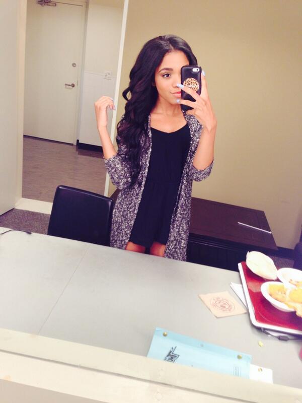 TTLYTEALA's tweet photo. FINALLY done filming 😍😍 http://t.co/XgRF11ZUsL