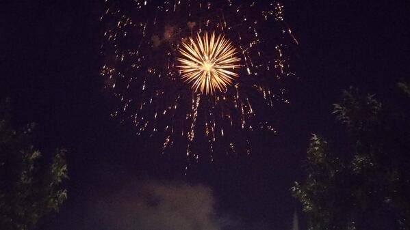 treezone199's tweet image. Fireworks in Lafayette was great ! #fireworks #4thofJuly2014