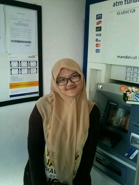 citragucrit's tweet photo. @mandirifiesta #tiphore #selfiemandiriatm halo mandiri Wonosari ;3 @ATM BANK MANDIRI WONOSARI http://t.co/ECJyKLX3D3