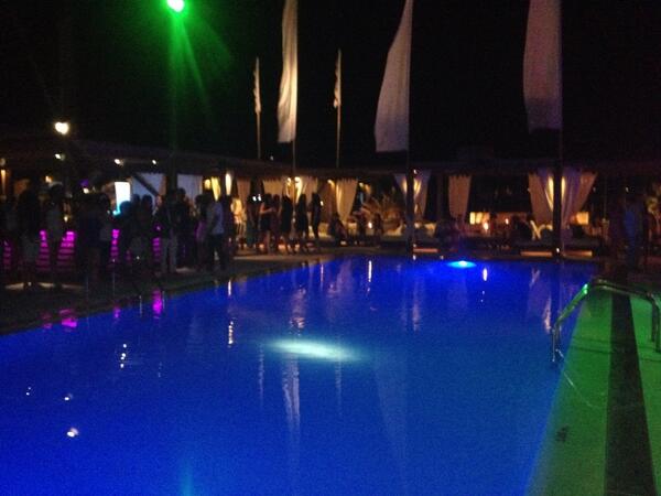 BurnsandReid's tweet image. My favourite bar in Denia #zensa