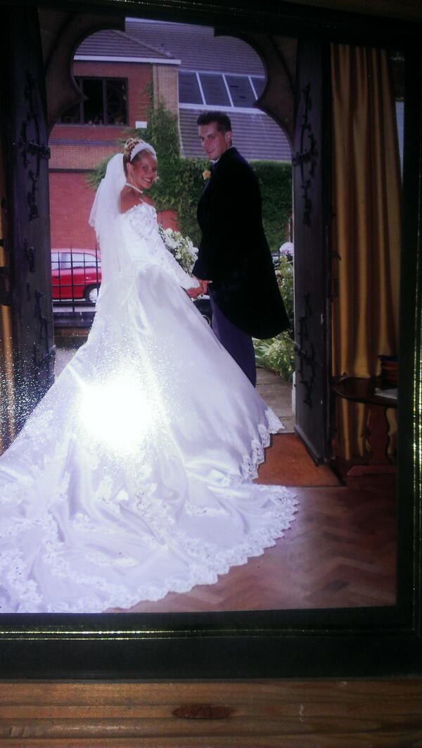 DGreetham's tweet photo. #4thofJuly Dear America, just so we're clear, it's my wedding anniversary, not independenance day. #love Mrs G http://t.co/iiT6pdfHVx
