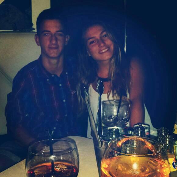 Y como pasa el tiempo de rápido? Muchisimas felicidades que ya son 17, disfrutalos como si fuese el ultimo día🎁