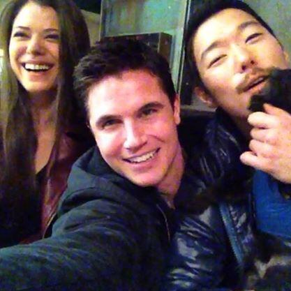 ttpchallenger's tweet image. Peyton, Robbie, and Aaron being awesome #TheTomorrowPeople #SaveTTP