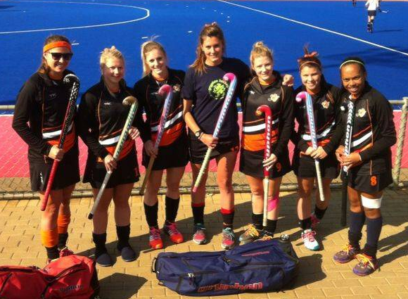 gryphonhockeySA's tweet photo. Check out the UJ girls with their Gryphon gear! @kai7aflemming @berniecoston23 @UJ_Sport #gteam #ussa2014 http://t.co/OhncThrcSm