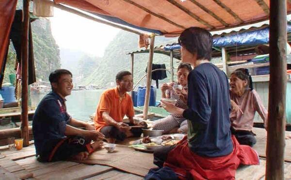 kawaiiifu's tweet image. Check out that perfect posture yo x3 #DatBack