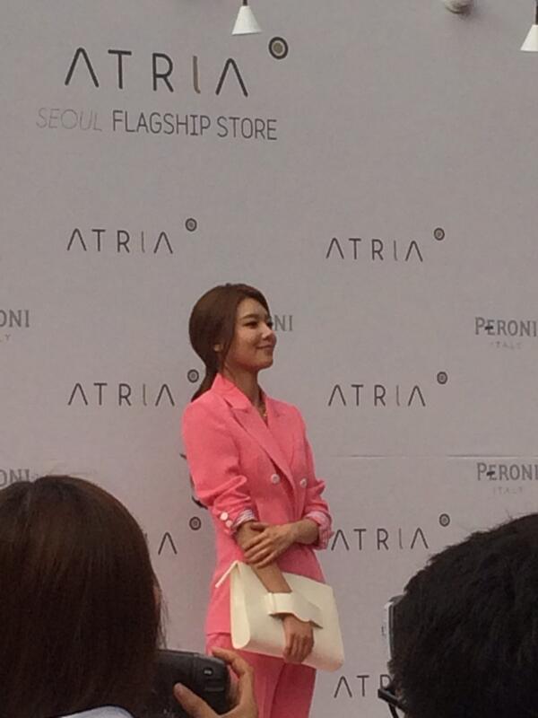 [PIC][04-06-2014]SooYoung tham dự sự kiện "ATRIA Fashion Show & Brand Collaboration Party" vào tối nay BrsPSEECIAASLST