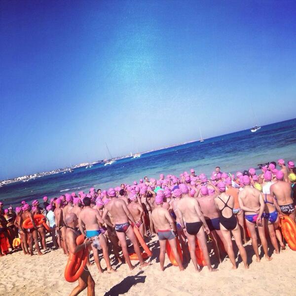 GQSpain's tweet photo. Hoy participamos en #orisconrespiralia #respiralia2014 nadando por la fibrosis quística. #formentera2014 http://t.co/kMGmW9AEy3